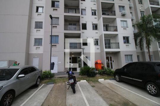 Fachada e portaria de apartamento à venda com 2 quartos, 70m² em Vista Alegre, Rio de Janeiro