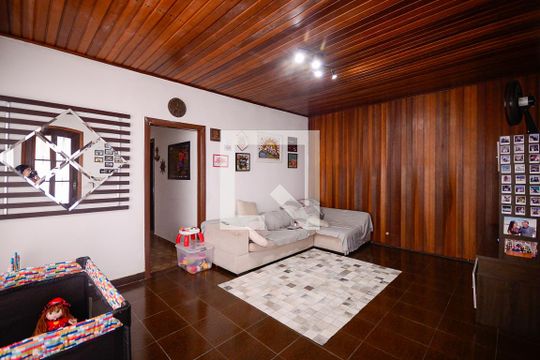 Casa à venda com 5 quartos, 317m² em Vila Brasilio Machado, São Paulo