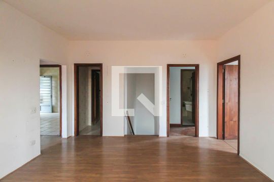 Sala de casa para alugar com 3 quartos, 262m² em Jardim Planalto, São Paulo