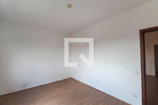 Quarto 1 de casa para alugar com 3 quartos, 262m² em Jardim Planalto, São Paulo