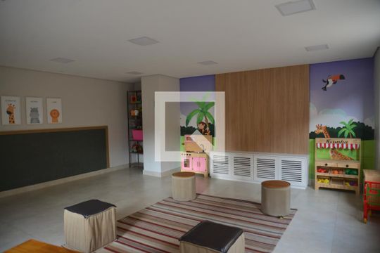 Área comum de apartamento para alugar com 3 quartos, 60m² em Parque Bandeirante, Santo André