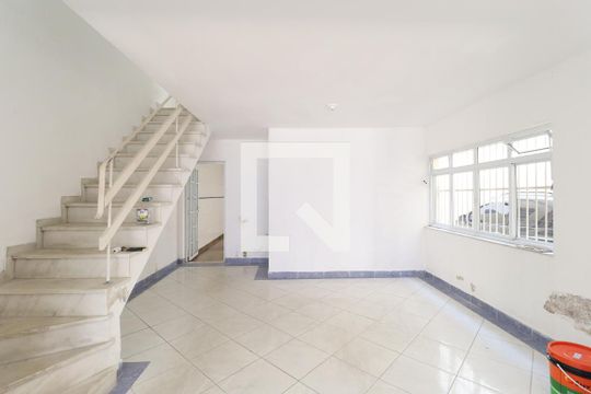 Casa à venda com 3 quartos, 248m² em Vila Guilherme, São Paulo