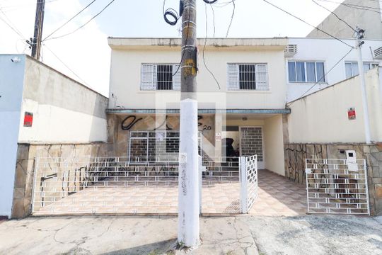 Fachada de casa à venda com 3 quartos, 248m² em Vila Guilherme, São Paulo