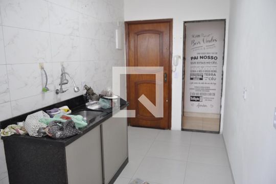 Cozinha de apartamento para alugar com 2 quartos, 70m² em Todos Os Santos, Rio de Janeiro