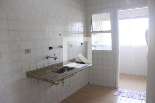 Cozinha de apartamento para alugar com 2 quartos, 120m² em Jardim Bom Clima, Guarulhos