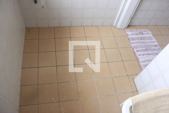 Área de Serviço de apartamento para alugar com 2 quartos, 120m² em Jardim Bom Clima, Guarulhos