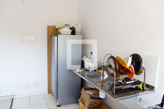 Cozinha de apartamento para alugar com 2 quartos, 50m² em Santa Maria, Osasco