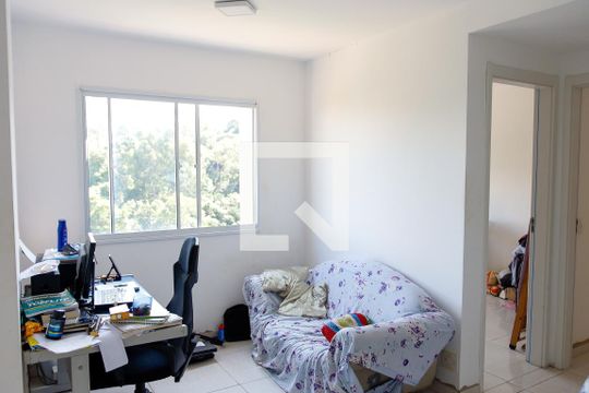 Apartamento para alugar com 2 quartos, 50m² em Santa Maria, Osasco