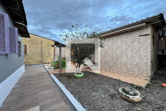 Casa para alugar com 1 quarto, 49m² em Santos Dumont, São Leopoldo