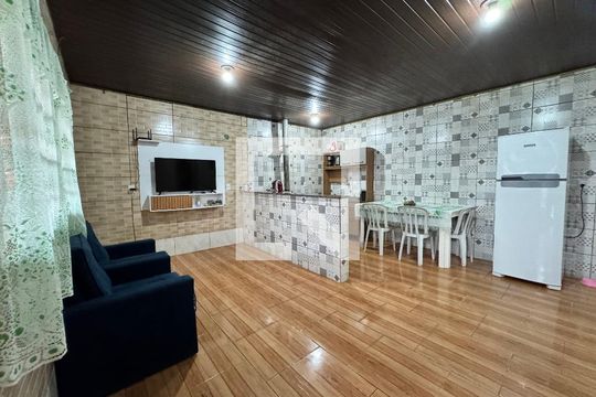 Sala de casa para alugar com 1 quarto, 49m² em Santos Dumont, São Leopoldo