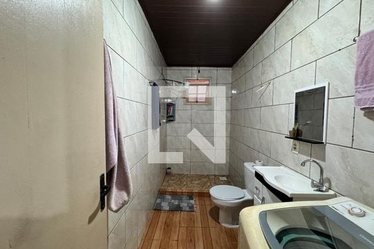 Banheiro de casa para alugar com 1 quarto, 49m² em Santos Dumont, São Leopoldo