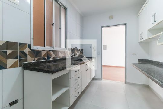 Cozinha de apartamento para alugar com 2 quartos, 60m² em Alto Ipiranga, Mogi das Cruzes