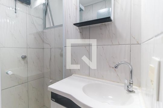 Banheiro de apartamento para alugar com 2 quartos, 60m² em Alto Ipiranga, Mogi das Cruzes