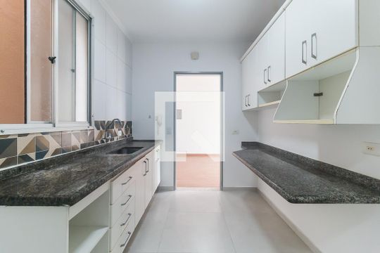 Cozinha de apartamento para alugar com 2 quartos, 60m² em Alto Ipiranga, Mogi das Cruzes