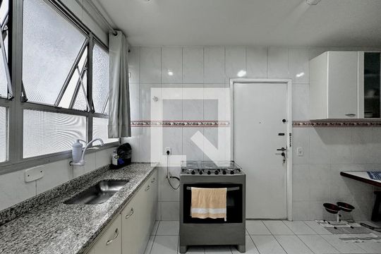 Cozinha de apartamento à venda com 3 quartos, 128m² em Brooklin, São Paulo