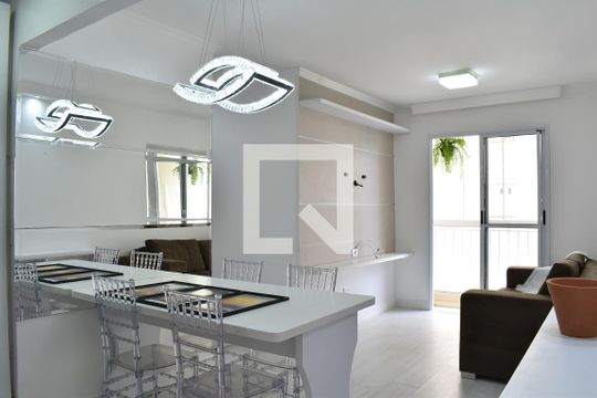 Sala/Cozinha de apartamento para alugar com 2 quartos, 54m² em Tingui, Curitiba