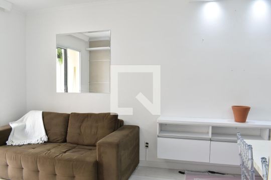 Sala/Cozinha de apartamento para alugar com 2 quartos, 54m² em Tingui, Curitiba
