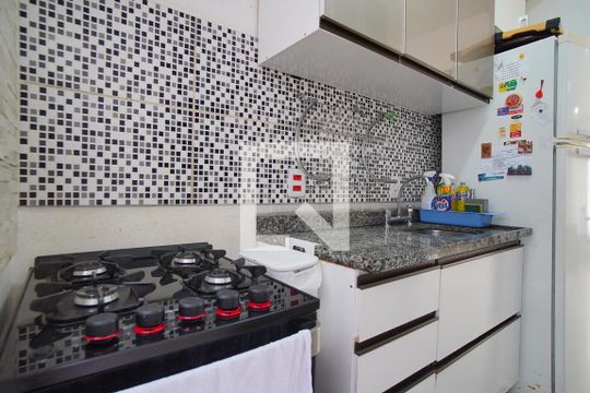 Cozinha de casa à venda com 3 quartos, 130m² em Jardim Sabará, Porto Alegre