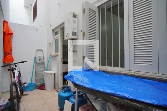 Área de Serviço de casa à venda com 3 quartos, 130m² em Jardim Sabará, Porto Alegre