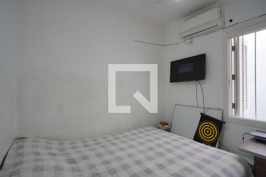 Quarto 2 - Segundo Andar de casa à venda com 3 quartos, 130m² em Jardim Sabará, Porto Alegre
