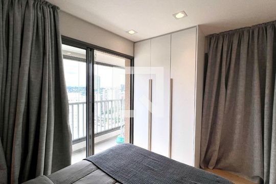 Quarto de apartamento à venda com 1 quarto, 44m² em Pinheiros, São Paulo