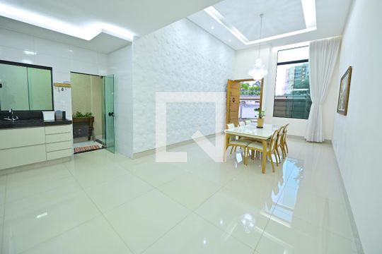 Sala de casa para alugar com 3 quartos, 210m² em Jardim Atlântico , Goiânia