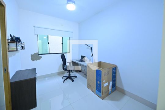Suíte 1 de casa para alugar com 3 quartos, 210m² em Jardim Atlântico , Goiânia