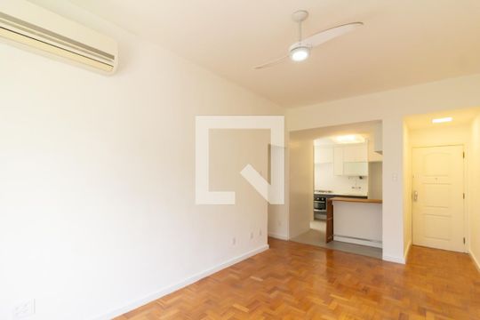 Detalhe da sala de apartamento para alugar com 3 quartos, 85m² em Botafogo, Rio de Janeiro