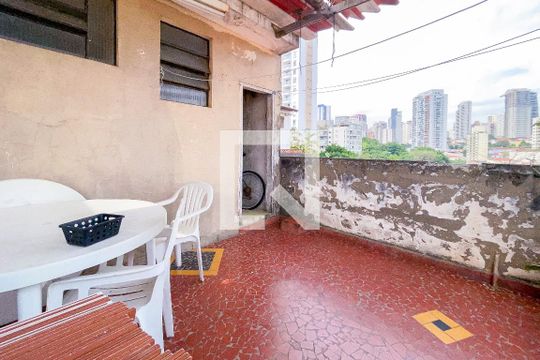 Varanda de casa à venda com 5 quartos, 182m² em Sumaré, São Paulo