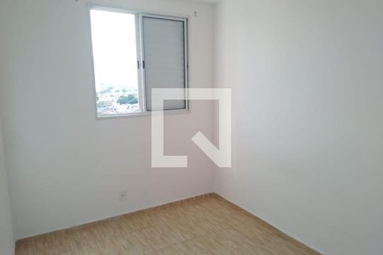 Quarto 1 de apartamento para alugar com 2 quartos, 42m² em Vila Pirajussara, São Paulo