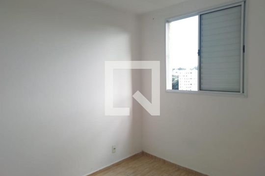 Quarto 2 de apartamento para alugar com 2 quartos, 42m² em Vila Pirajussara, São Paulo