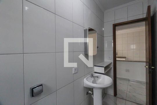 Banheiro de apartamento para alugar com 2 quartos, 70m² em Vila California, São Paulo