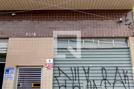 Fachada + Placa de apartamento para alugar com 2 quartos, 70m² em Vila California, São Paulo