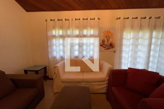 Sala 1 de casa à venda com 3 quartos, 410m² em Cidade São Francisco, São Paulo