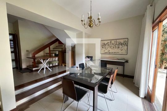 Sala 3 de casa à venda com 3 quartos, 410m² em Cidade São Francisco, São Paulo