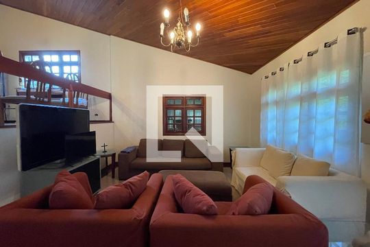 Sala 1 de casa à venda com 3 quartos, 410m² em Cidade São Francisco, São Paulo