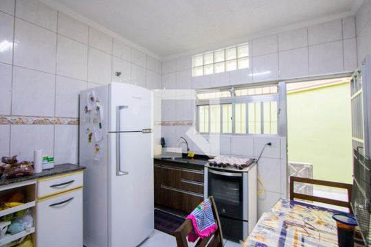 Cozinha de casa à venda com 3 quartos, 200m² em Vila Valparaíso, Santo André