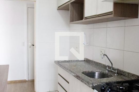 Cozinha de apartamento à venda com 1 quarto, 41m² em Umuarama, Osasco