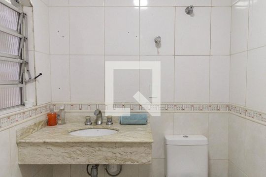 Banheiro 1 de casa à venda com 4 quartos, 252m² em Jardim Brasil, São Paulo