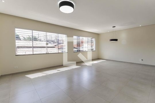 Casa à venda com 4 quartos, 252m² em Jardim Brasil, São Paulo