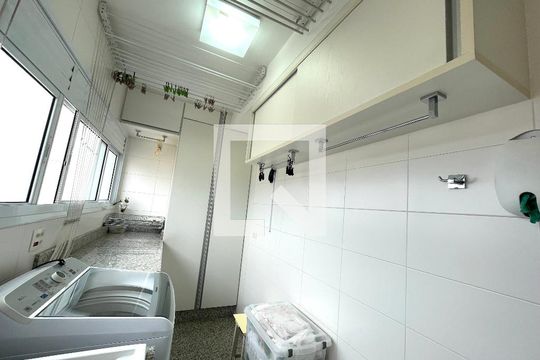 Área de Serviço de apartamento à venda com 3 quartos, 186m² em Vila Romana, São Paulo