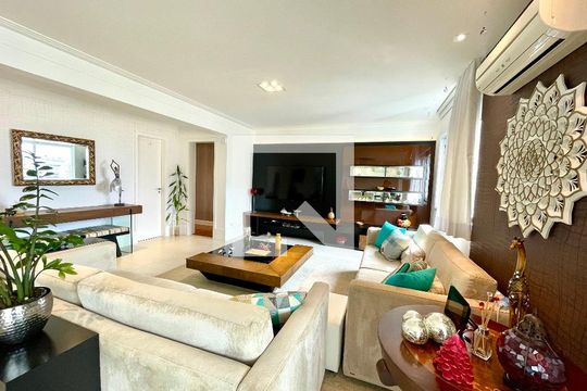 Sala de apartamento à venda com 3 quartos, 186m² em Vila Romana, São Paulo