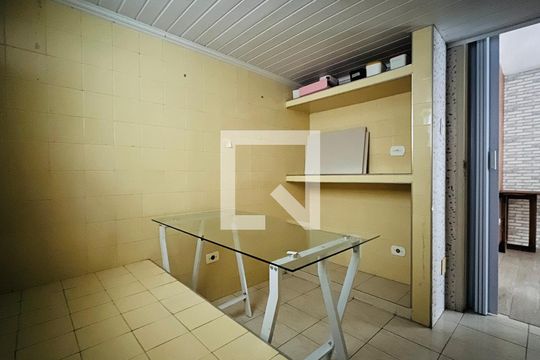 Área comum de casa para alugar com 3 quartos, 281m² em Jardim Santa Clara, Guarulhos