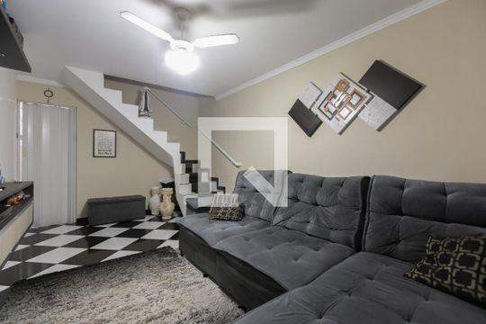 Casa à venda com 2 quartos, 108m² em Vila Brasil, São Paulo