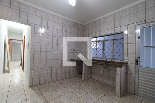 Cozinha de casa para alugar com 3 quartos, 442m² em Parque Sao Sebastiao, Ribeirão Preto