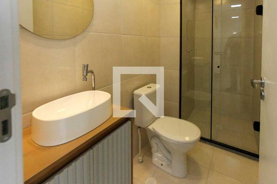 Banheiro de apartamento à venda com 2 quartos, 34m² em Parque da Vila Prudente, São Paulo