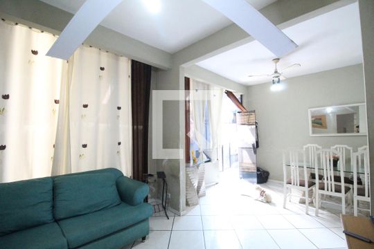 Sala de casa para alugar com 1 quarto, 200m² em Taquara, Rio de Janeiro