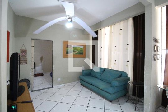 Sala de casa para alugar com 1 quarto, 200m² em Taquara, Rio de Janeiro