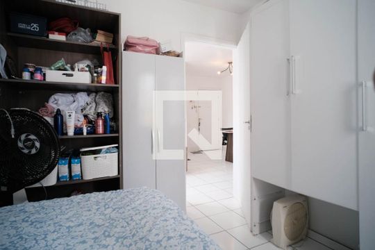 Quarto 1 de apartamento à venda com 2 quartos, 50m² em Vila Silvia, São Paulo