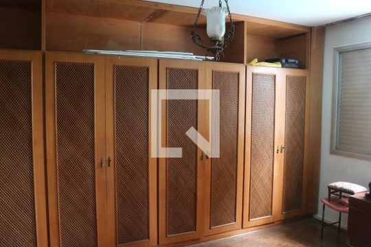 Suíte de apartamento para alugar com 3 quartos, 200m² em Santa Paula, São Caetano do Sul